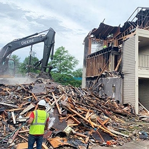 demolition-of-burnt-apartments